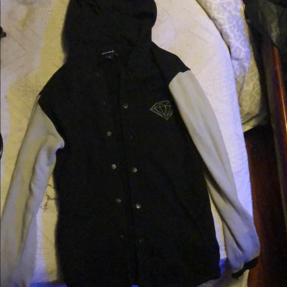 Diamond supply jacket